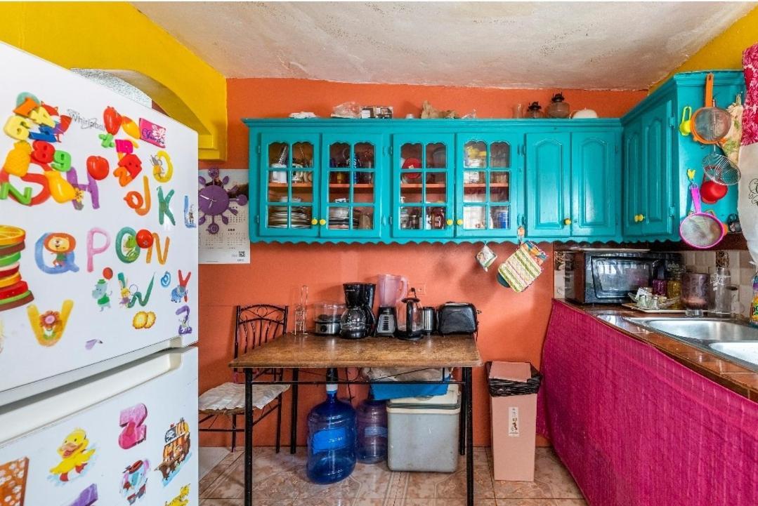 Colorful Private Room Oasis Бухта Монтего Экстерьер фото